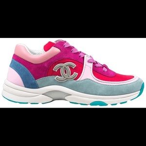 CHANEL TRAINER SIZE 41